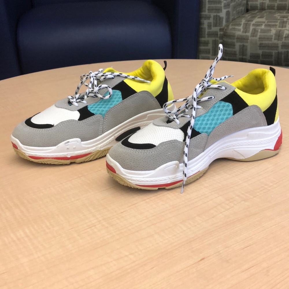 Sneakers
